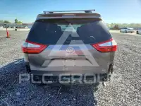 2016 Toyota SIENNA фото