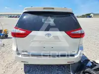 2016 Toyota SIENNA фото