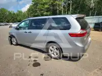2016 Toyota SIENNA фото