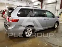 2016 Toyota SIENNA фото