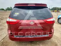 2016 Toyota SIENNA фото