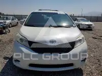 2016 Toyota SIENNA фото