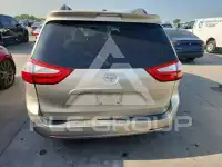 2016 Toyota SIENNA фото