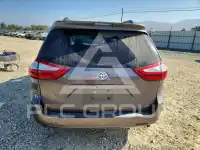 2016 Toyota SIENNA фото