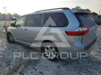 2016 Toyota SIENNA фото