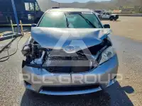 2016 Toyota SIENNA фото