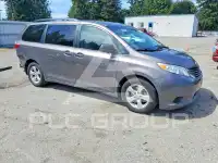 2016 Toyota SIENNA фото