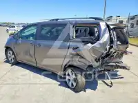2016 Toyota SIENNA фото