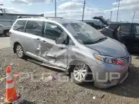 2016 Toyota SIENNA фото