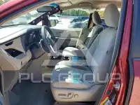 2016 Toyota SIENNA photo