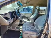 2016 Toyota SIENNA фото