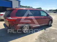 2016 Toyota SIENNA photo