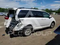 2016 Toyota SIENNA photo