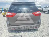 2016 Toyota SIENNA фото