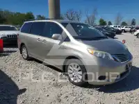 2016 Toyota SIENNA фото