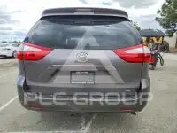 2016 Toyota SIENNA фото