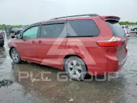 2016 Toyota SIENNA фото
