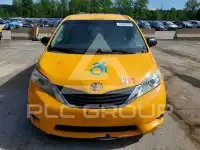 2016 Toyota SIENNA фото