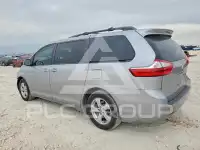 2016 Toyota SIENNA фото
