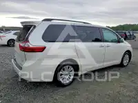 2016 Toyota SIENNA фото