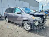 2016 Toyota SIENNA photo