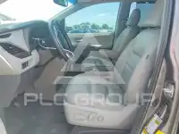 2016 Toyota SIENNA фото