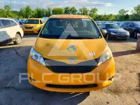 2016 Toyota SIENNA фото