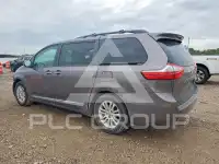 2016 Toyota SIENNA photo