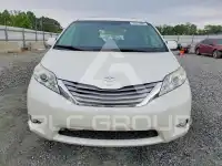 2016 Toyota SIENNA фото
