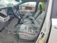 2016 Toyota SIENNA фото