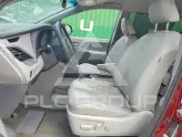 2016 Toyota SIENNA photo