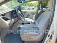 2016 Toyota SIENNA photo
