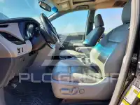 2016 Toyota SIENNA фото