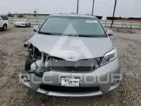 2016 Toyota SIENNA фото