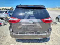 2016 Toyota SIENNA фото