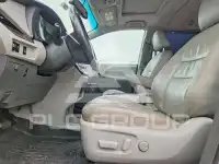 2016 Toyota SIENNA фото