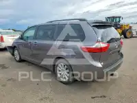 2016 Toyota SIENNA photo