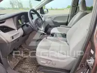 2016 Toyota SIENNA фото