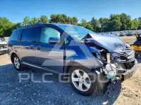 2016 Toyota SIENNA photo