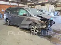 2016 Toyota SIENNA фото