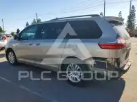 2016 Toyota SIENNA фото