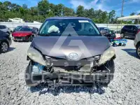 2016 Toyota SIENNA photo