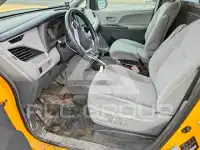 2016 Toyota SIENNA фото