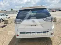 2016 Toyota SIENNA фото
