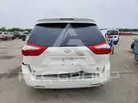 2016 Toyota SIENNA фото