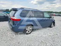 2016 Toyota SIENNA фото