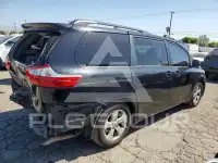 2016 Toyota SIENNA photo