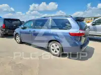 2016 Toyota SIENNA фото