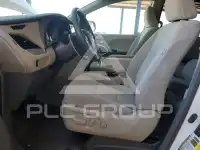 2016 Toyota SIENNA фото
