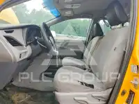 2016 Toyota SIENNA фото